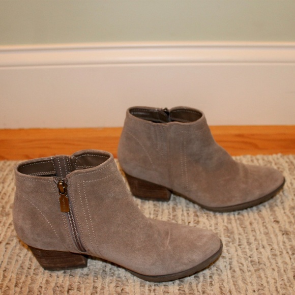 Blondo Valli Waterproof Bootie In Sand 